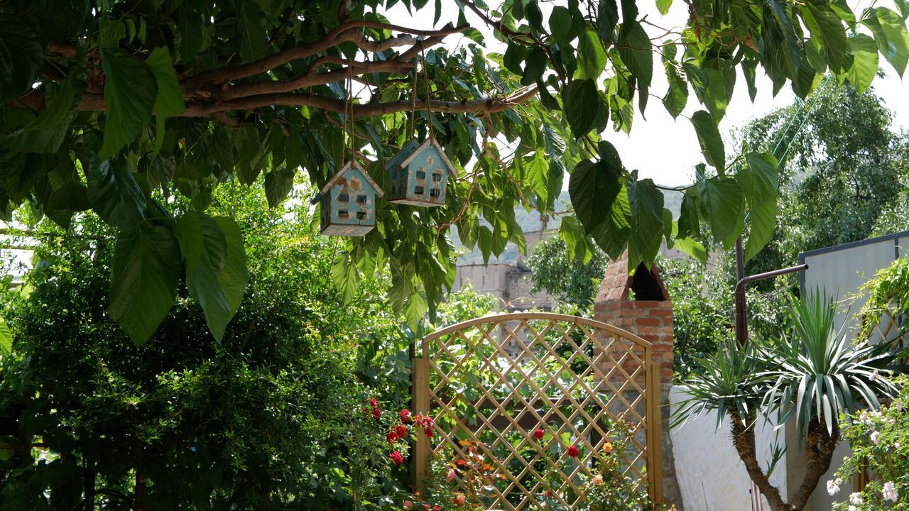 My Garden Hotel Tbilisi Luaran gambar