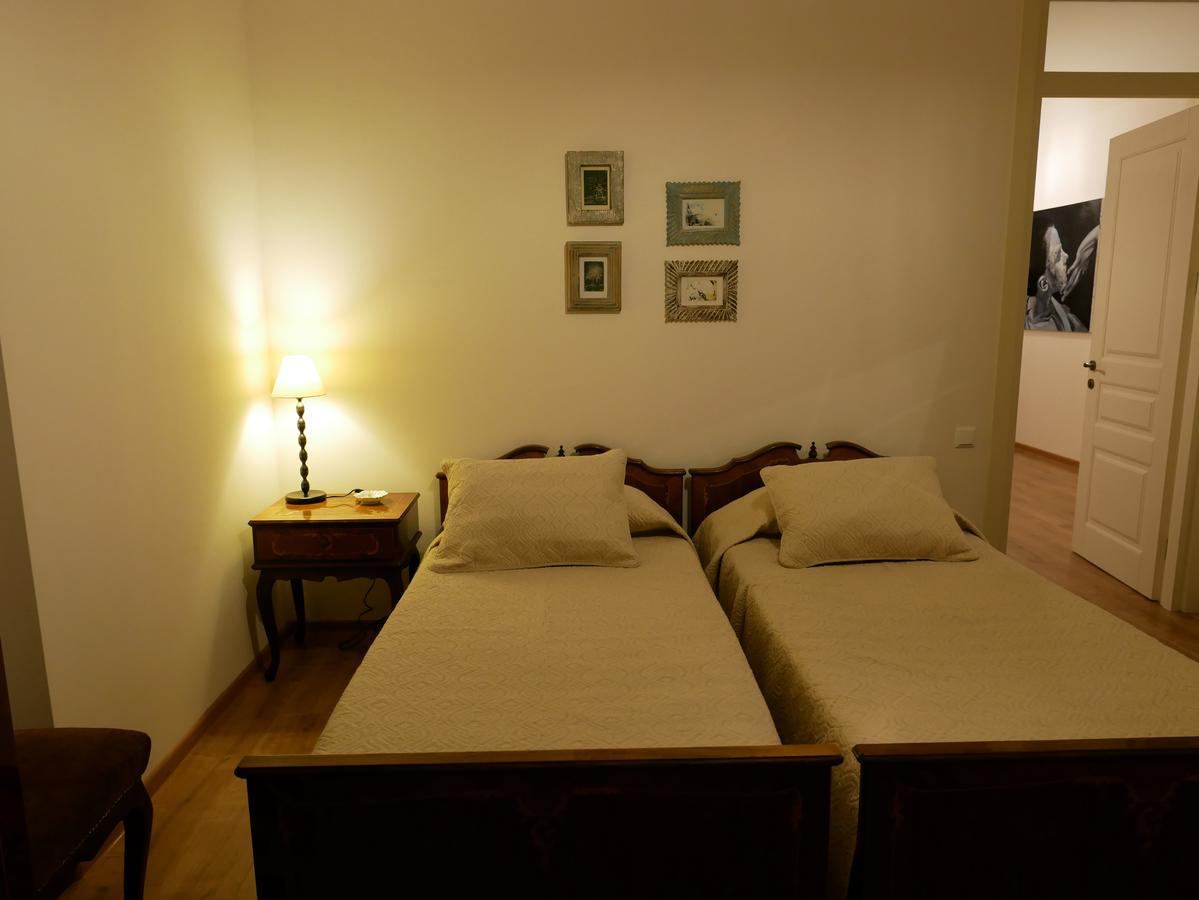 My Garden Hotel Tbilisi Luaran gambar