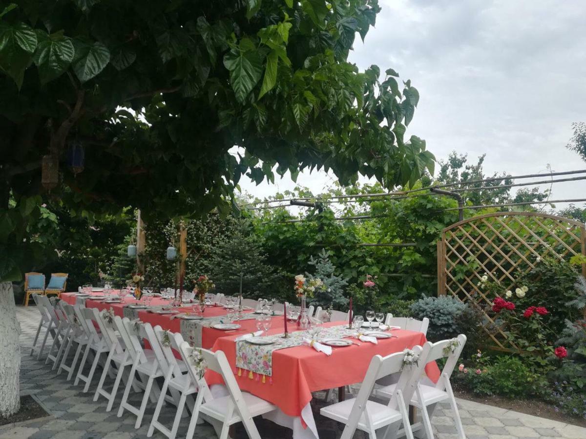 My Garden Hotel Tbilisi Luaran gambar
