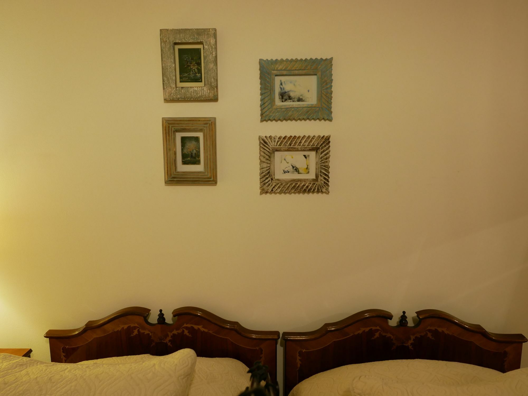 My Garden Hotel Tbilisi Luaran gambar