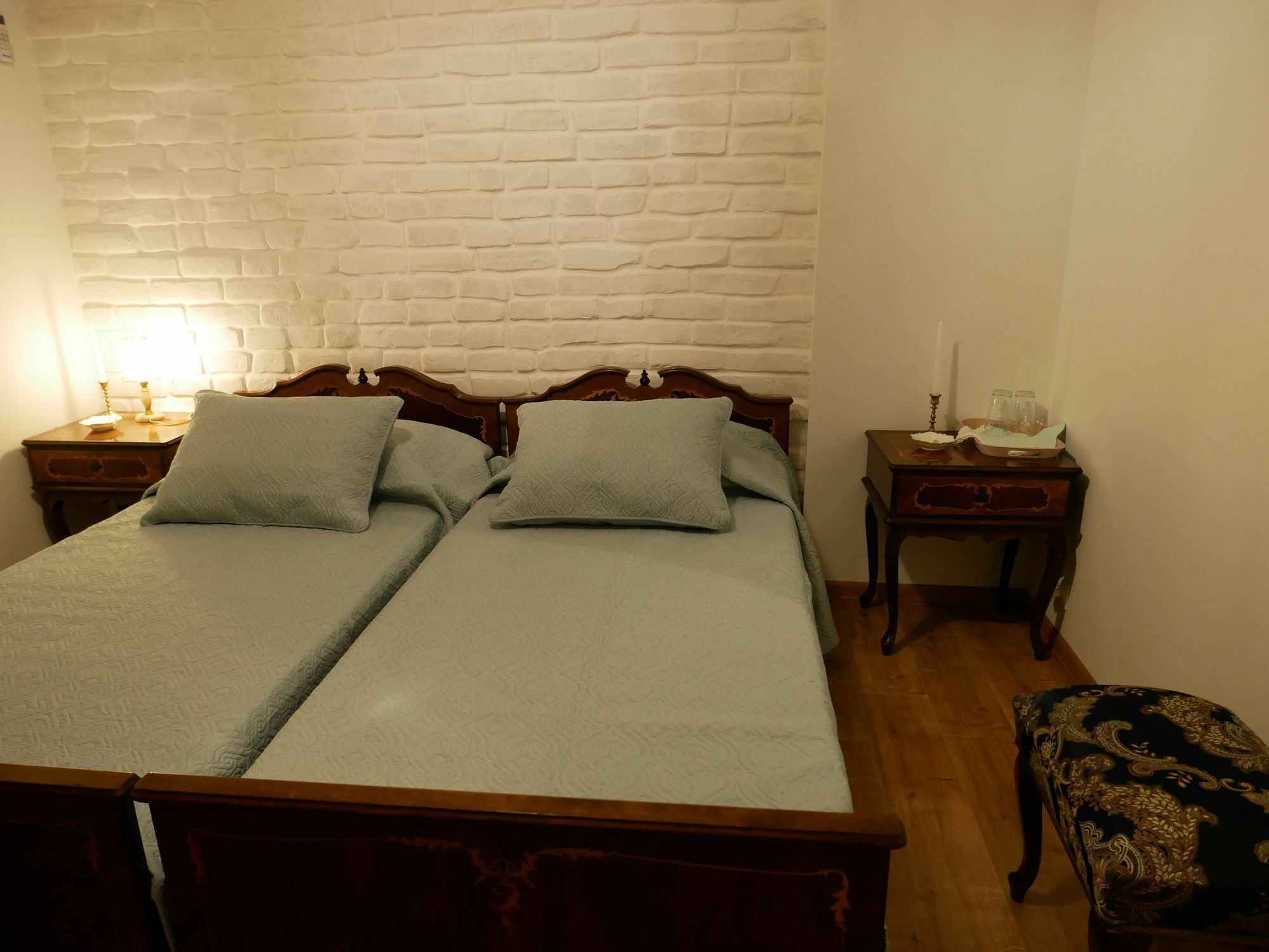 My Garden Hotel Tbilisi Luaran gambar