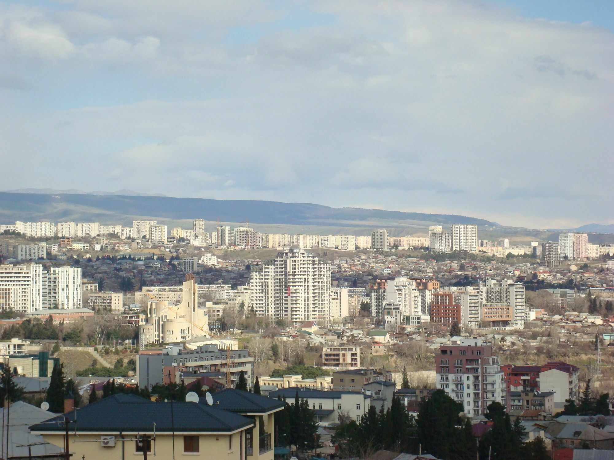 My Garden Hotel Tbilisi Luaran gambar