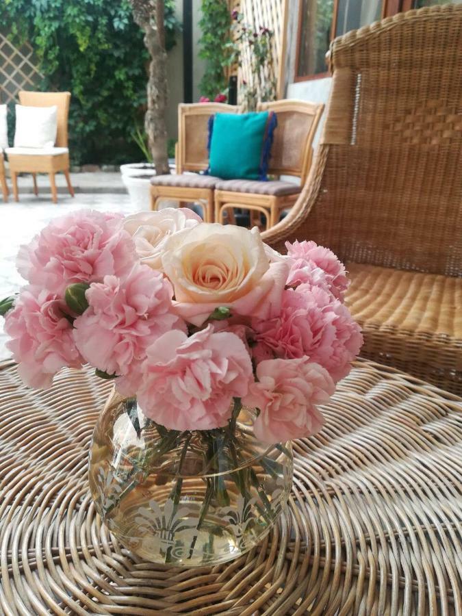 My Garden Hotel Tbilisi Luaran gambar